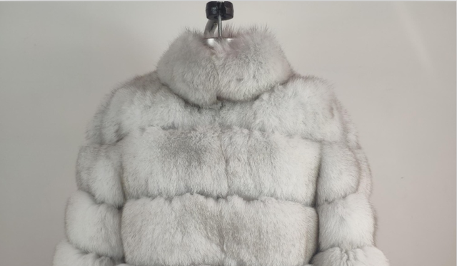 Natural Short Real Fox Fur Coat For Women With Stand Collar Thick Warm Winter Genuine Fox Fur Jacket High Quality Fur Overcoats